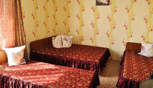 Quadruple Room with Private Bathroom