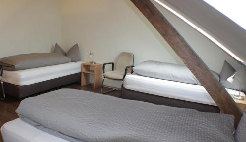 Triple Room with Private Bathroom