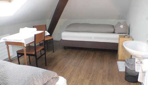 Standard Double Room with Shared Bathroom