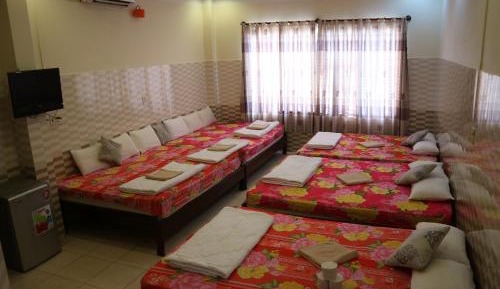 Mixed Dormitory Room