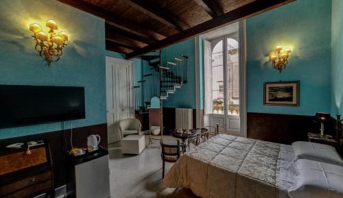Duplex Quadruple Room