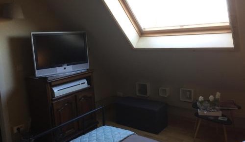 Standard Double Room with Shared Bathroom