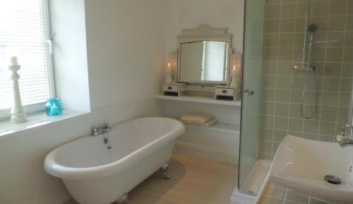 Double Room with Private External Bathroom