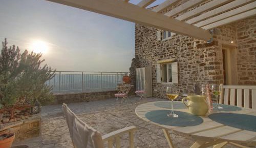 One-Bedroom Villa