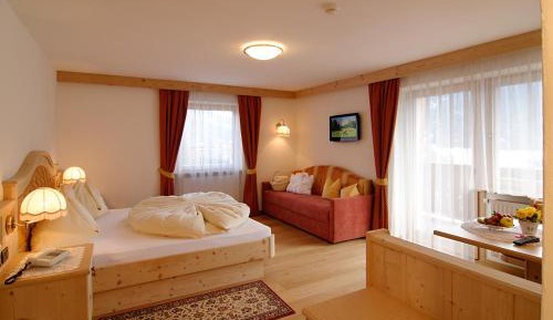 Superior Double Room with Balcony
