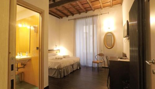 Deluxe Double Room with Extra Bed