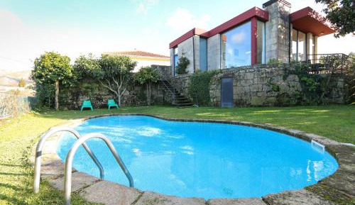 Three-Bedroom Townhouse