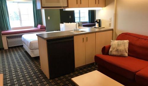 Queen Suite with Sofa Bed  - Non Smoking