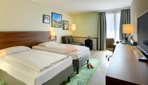 Standard Twin Room with Sofa