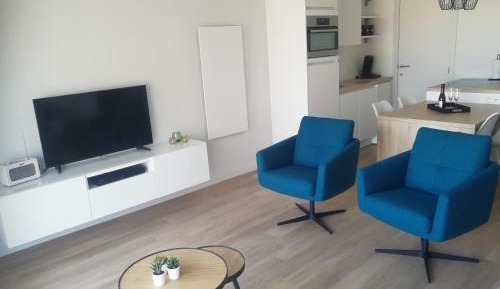 Studio Apartment with Sea View