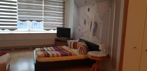 Double Room with Street View