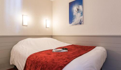 One-Bedroom Apartment (4 People) - Mountain View