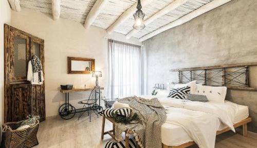 Standard Double or Twin Room with Balcony
