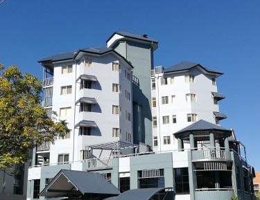 One-Bedroom Apartment with Balcony