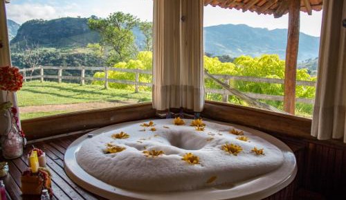 Chalet with Spa Bath