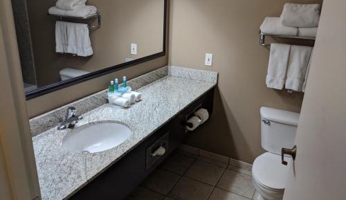 King Room - Non-Smoking