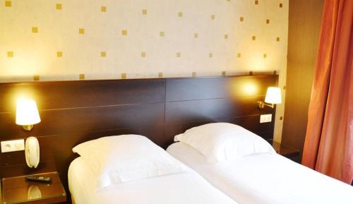 Classic Twin Room