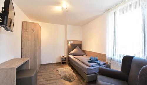 Single Room with Shared Shower and Toilet