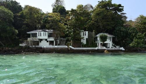 Bungalow with Sea View