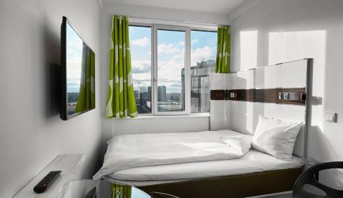 Heaven Room with Partial Harbor View