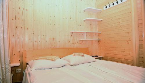 Deluxe Double Room with Shower