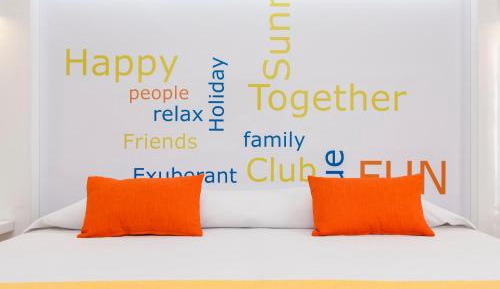 Hab Doble (1adult + 2 children)