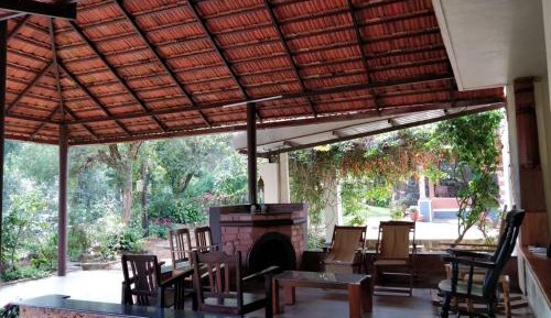 Deluxe Double or Twin Room with Garden View