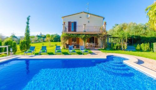 Five-Bedroom Villa