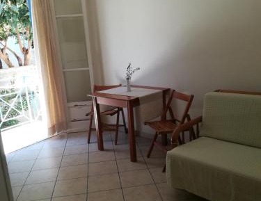 Apartment with Garden View