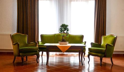 Deluxe Suite with Balcony