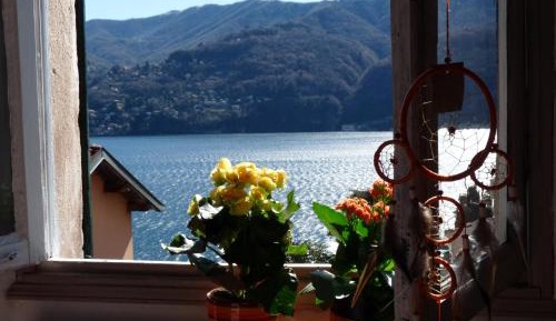 Twin Room with Shared Bathroom