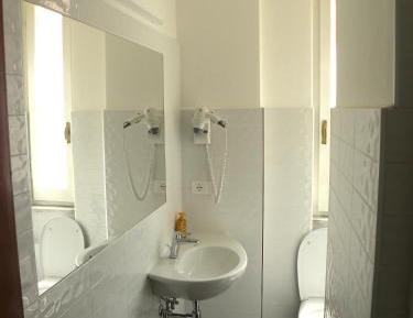 Double Room with Private External Bathroom