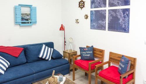 Apartment with Garden View