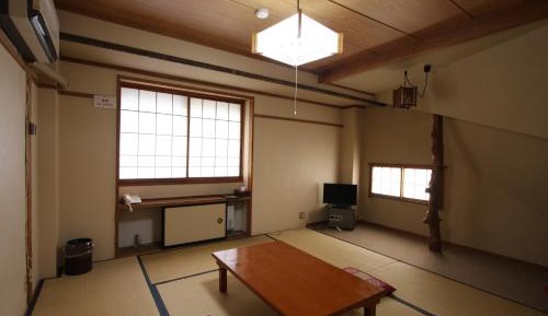 Japanese-Style Quadruple Room with Shared Bathoom
