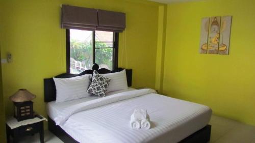 Standard King Room