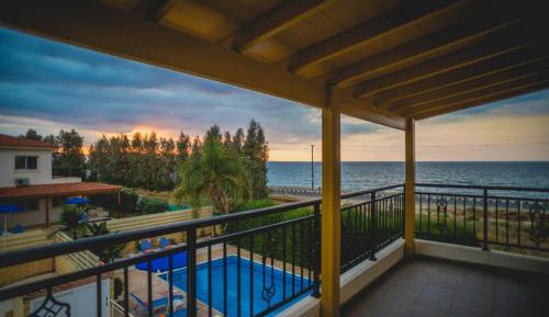Villa with Sea View