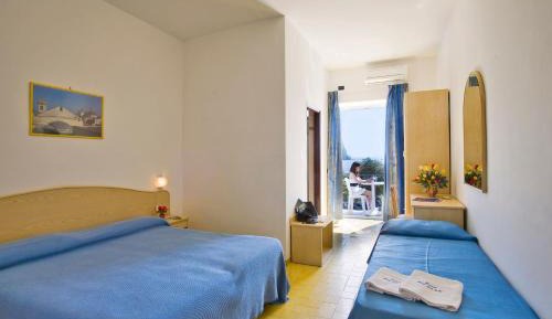 Standard Double or Twin Room with Sea View