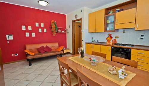 One-Bedroom Apartment (4 Adults)