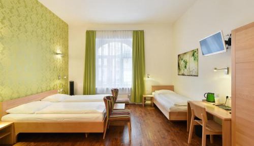 Classic Triple Room