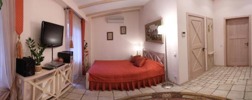 Suite with Balcony