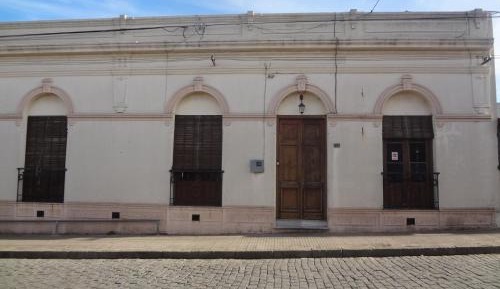 Queen Room with Shared Bathroom