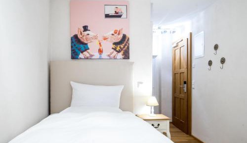 Single Room with Bathroom