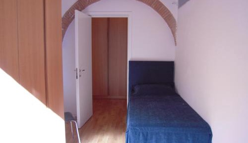 Three-Bedroom Apartment with Balcony