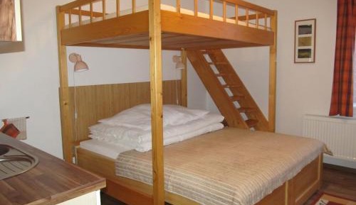 Studio (3 Adults)