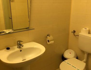 Double or Twin Room with Mountain View