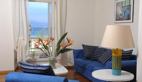 Two Connecting Rooms with Sea View