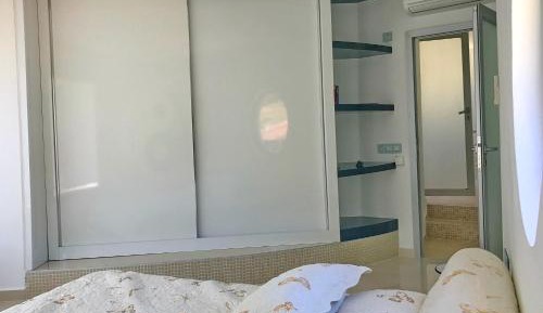 One-Bedroom Villa
