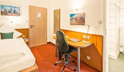 Standard Single Room