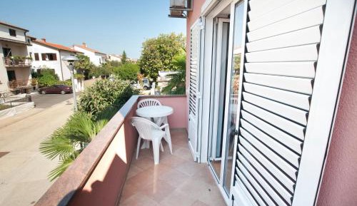 Studio with Balcony