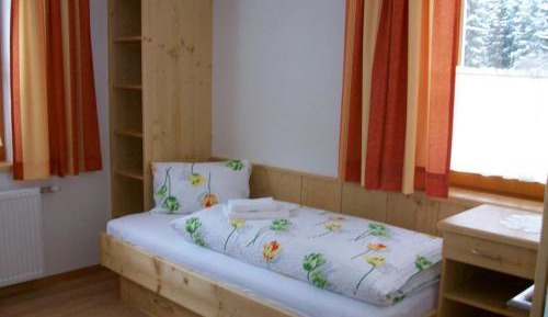One-Bedroom Apartment with Balcony